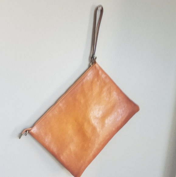 🍁New to the closet🍁 NWOT Pratesi Firenze Genuine Leather clutch - Picture 7 of 9